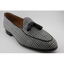 BELGIAN SHOES BORDON Y BORLAS BERWICK MODELO 4951PR H240 TELA VINALOPO 6722 NEGRA PISO SPAY 229