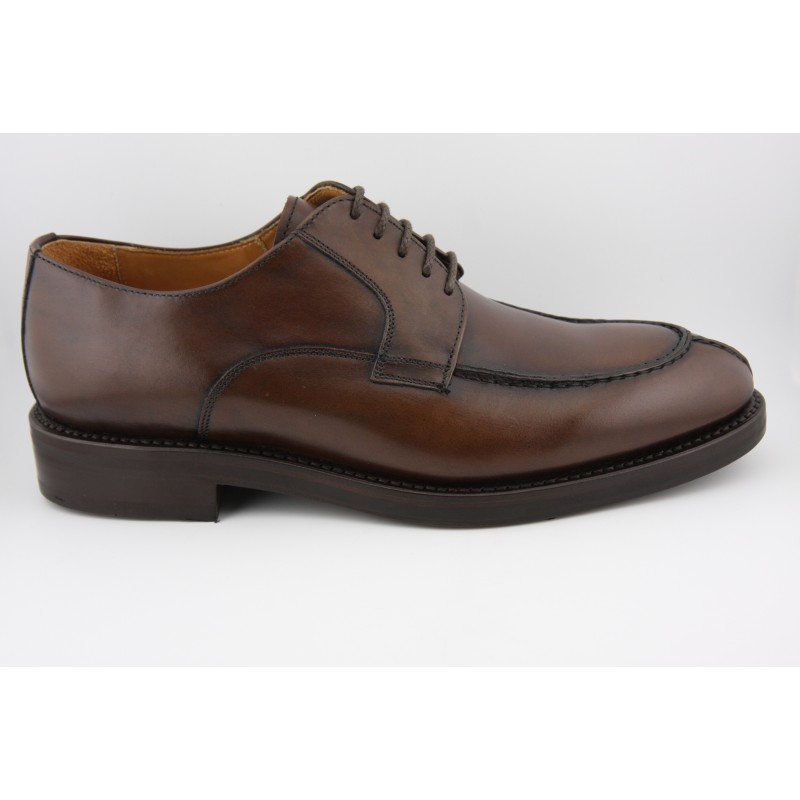 BLUCHER NORUEGO BERWICK MODELO 2439PR H130 ANICALF 598 PISO RUBBER
