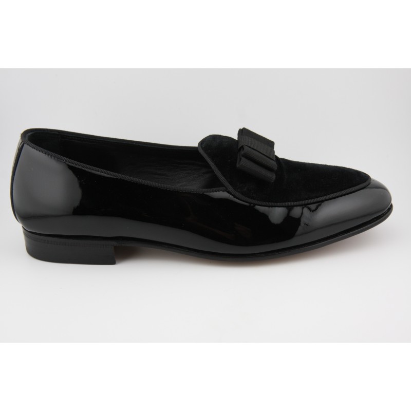BELGIAN SHOES PAJARITA DOBLE BERWICK MODELO 5200PR H240 CHAROL NEGRO Y TERCIOPELO NEGRO PISO SUELA