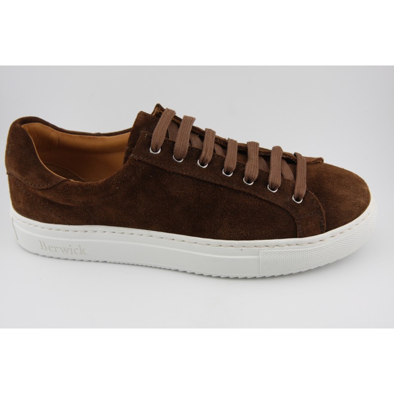 SNEAKER BLUCHER BERWICK MODELO D542PR H151D REPELLO GUM OIL SNUFF PISO GOMA MARGOM KOBE BLANCO