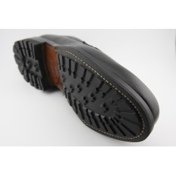 MOCASIN BORDON Y ANTIFAZ BERWICK MODELO 9628PR H08 GRANO RISSO NEGRO SPAY MONTAÑA