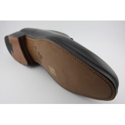 OXFORD ENTERIZO BERWICK MODELO 5216PRJR H15 BOXCALF NEGRO PISO ROBLE