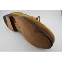 MOCASIN BORDON Y LAZO  BERWICK MODELO 5524PRF H8F KUDU REVERSE PEANUT PISO SUELA FLEXIBLE