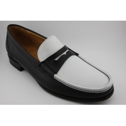 MOCASIN KIOWA BORDON Y ANTIFAZ BERWICK MODELO 5282PR H0N22 NAPA LISA BLANCO NEGRO PISO INYECTADO
