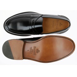 MOCASIN CON BORDON Y COSTURA EN PUNTERA MODELO 11053-K1 H768 ROIS NEGRO PISO SUELA