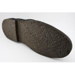 BLUCHER BILLY CON BORDON BERWICK MODELO 5464PR H291 REPELLO GUM OIL NEGRO PISO CREPE