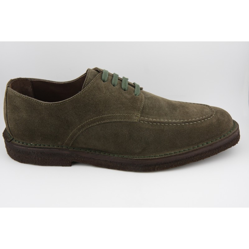 BLUCHER BILLY CON BORDON BERWICK MODELO 5464PR H291 REPELLO CALF LODEN PISO CREPE
