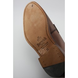 MOCASIN BORDON Y ANTIFAZ  BERWICK MODELO 5199PRF H08F CROSS TABACO PISO SUELA FLEX