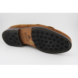 MOCASIN BORDON ANTIFAZ BORLAS Y FLECOS BERWICK MODELO 5103PR H08 KUDU REVERSE SNUFF PISO RUBBER