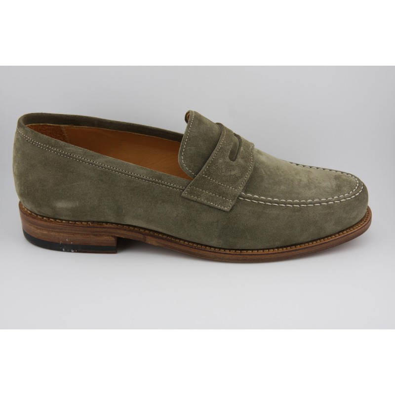 MOCASIN BORDON Y ANTIFAZ  BERWICK MODELO 4962PR H148 FLORENCE GIUNGLIA PISO CUERO