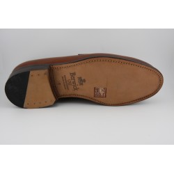 MOCASIN BORDON Y ANTIFAZ  BERWICK MODELO 4962PR H148 NOMERA CUERO PISO SUELA