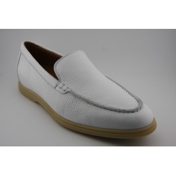 MOCASIN BLAKE BORDON BERWICK MODELO 196PRLP H19 CIERVO BLANCO PISO GOMA