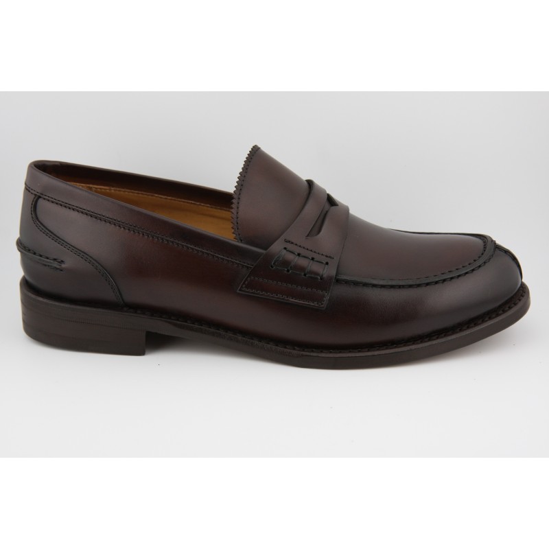 MOCASIN BORDON Y ANTIFAZ BERWICK MODELO 175PRF H0S-15 NOMERA DARK BROWN PISO SUELA INYECTADA FLEXIBLE