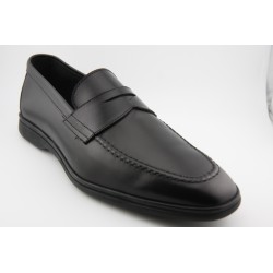 MOCASIN ANTIFAZ BERWICK MODELO 5105PRLP H254 CHATUBRIAND NEGRO PISO GOMA