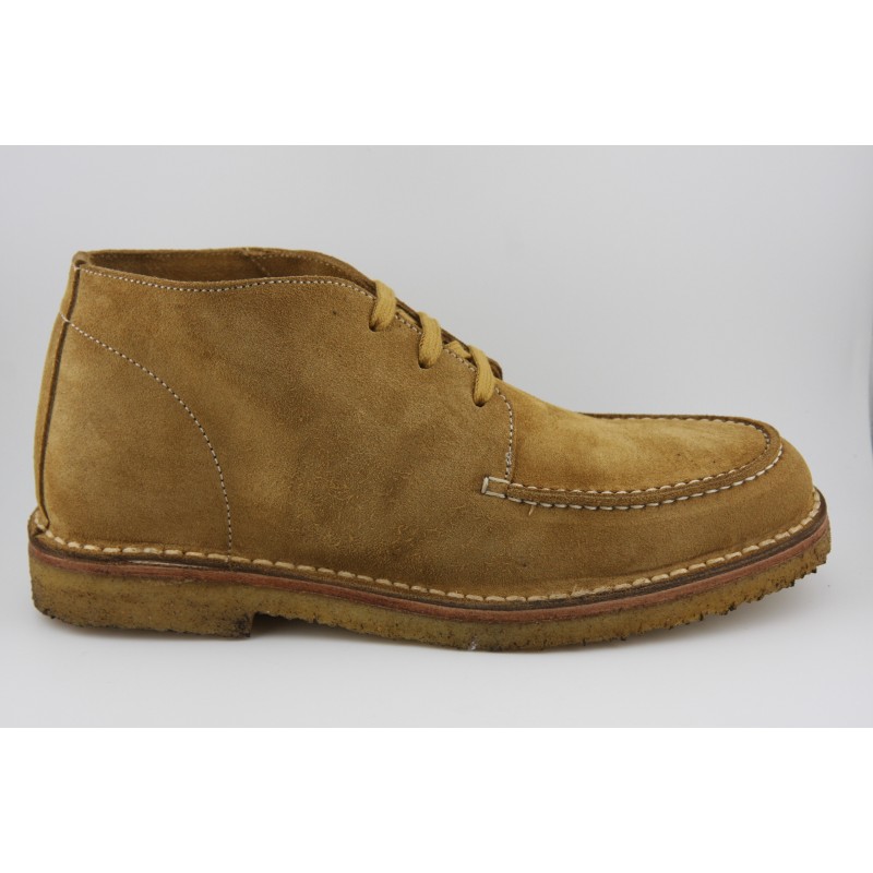BOTIN BILLY CON BORDON BLUCHER BERWICK MODELO 5432PR H291 KUDU REVERSE PEANUT PISO CREPE